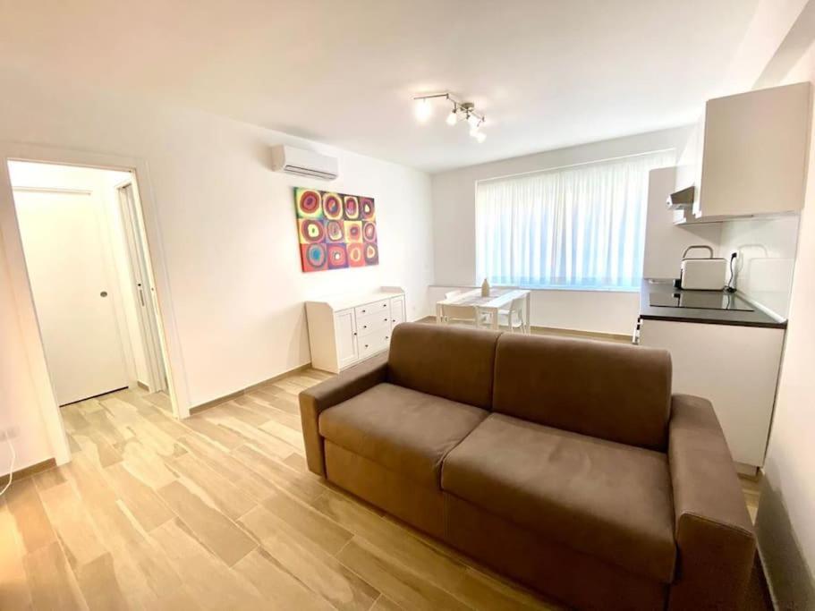 Un Raggio Di Sole Al Massimo Apartment Palermo Exterior photo