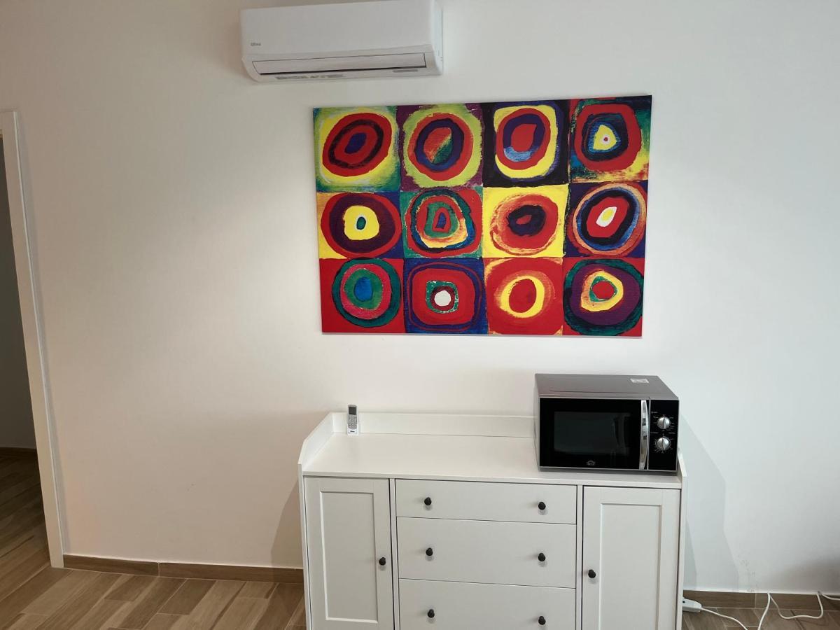 Un Raggio Di Sole Al Massimo Apartment Palermo Exterior photo